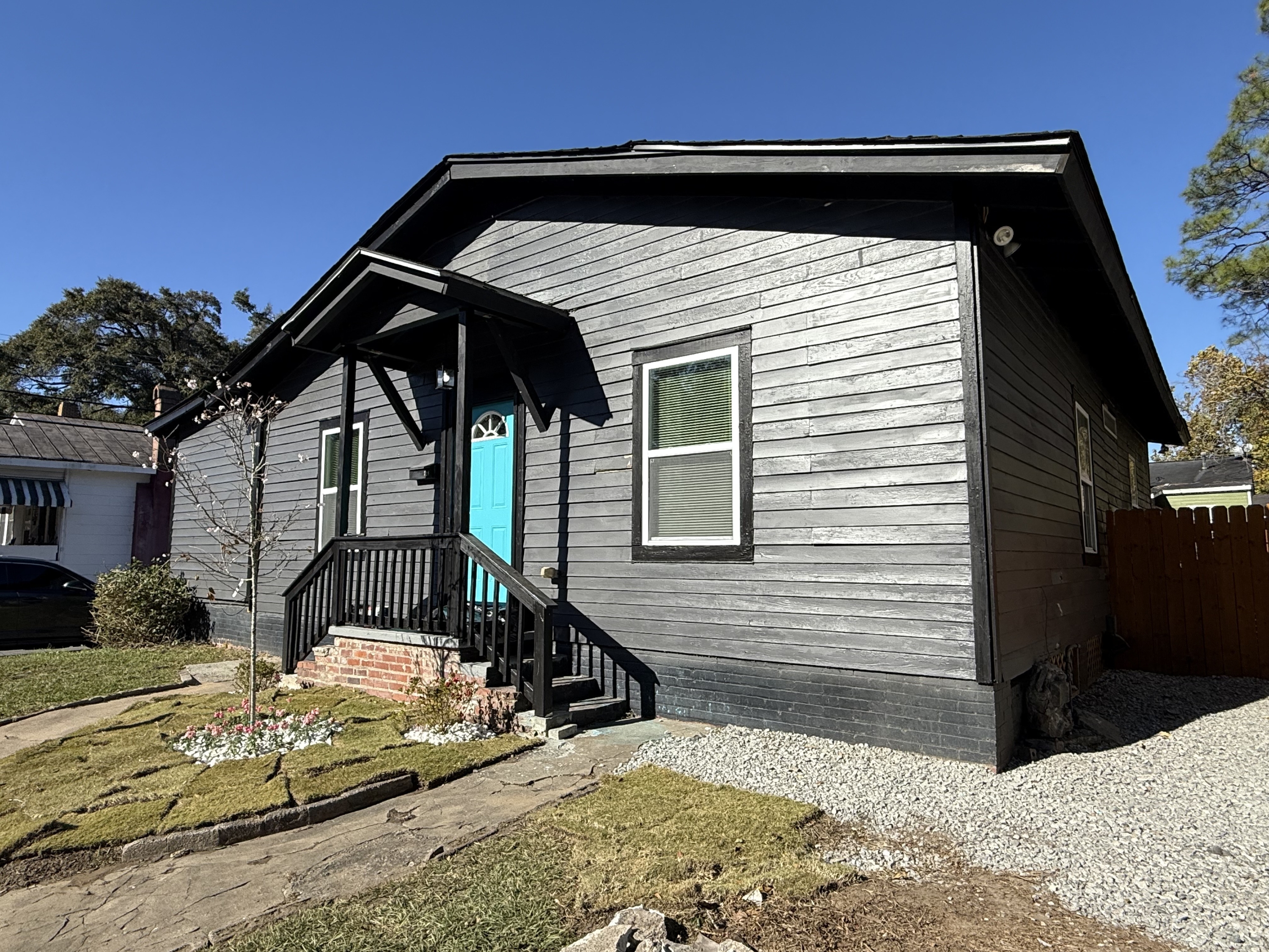 728 West 39th Street